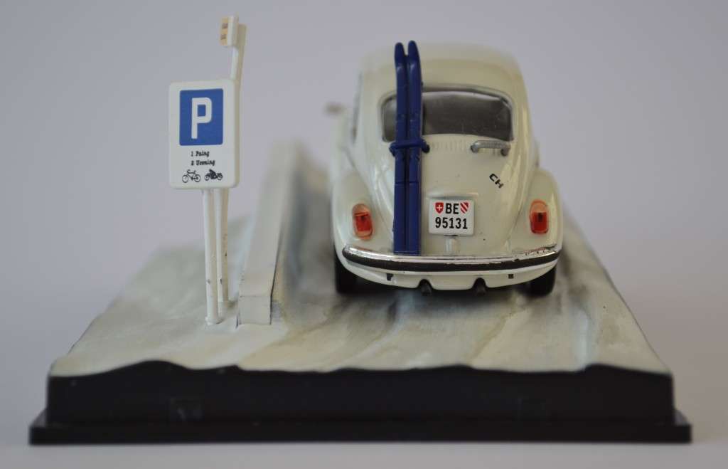 James Bond 007 Volkswagen Beetle - On Her Majesty`s Secret Service Model Car Scale 1:43 as per photo
