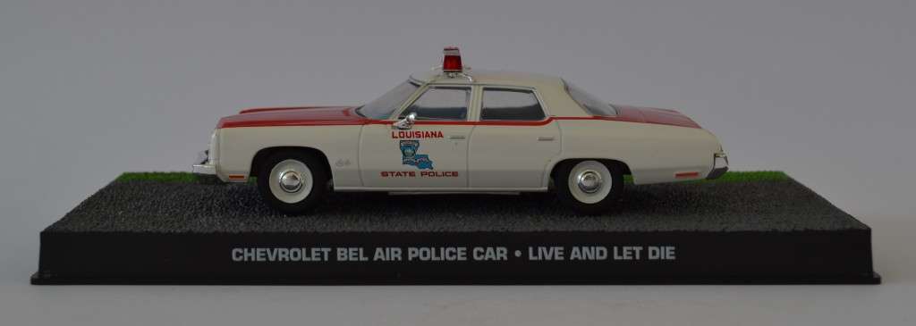 James Bond 007 Chevrolet Police Car - Live and Let Die Model Car Scale 1:32 as per photo