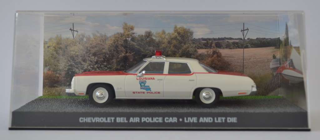 James Bond 007 Chevrolet Police Car - Live and Let Die Model Car Scale 1:32 as per photo