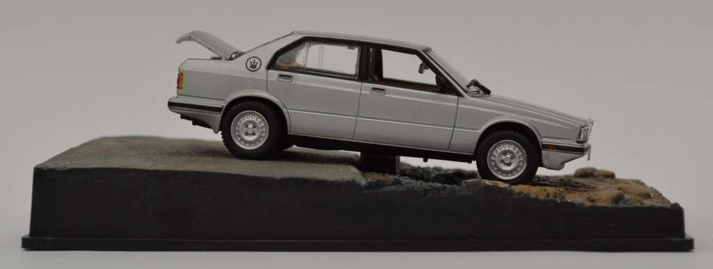 James Bond 007 Maserati Biturbo 425 - License to Kill Model Car Scale 1:43 as per photo