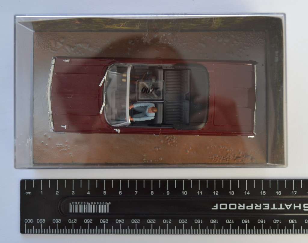 James Bond 007 Chevrolet Impala - Live and Let Die Model Car Scale 1:43 as per photo