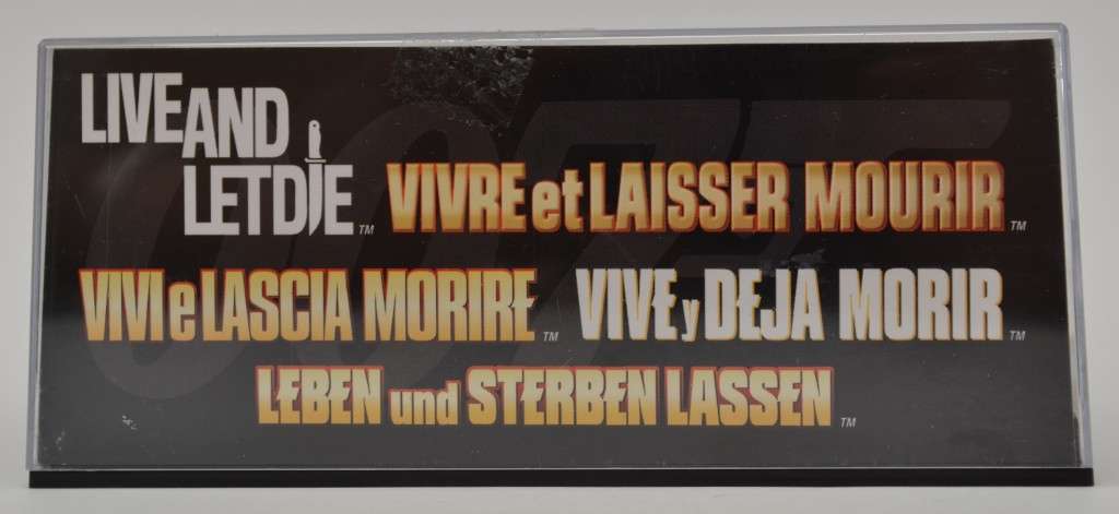 James Bond 007 Chevrolet Impala - Live and Let Die Model Car Scale 1:43 as per photo