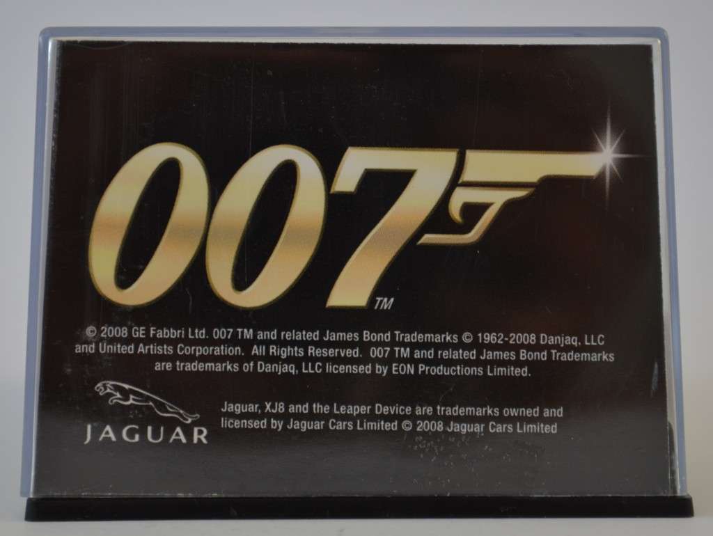James Bond 007 Jaguar XJ8 - Casino Royale Model Car Scale 1:43 as per photo