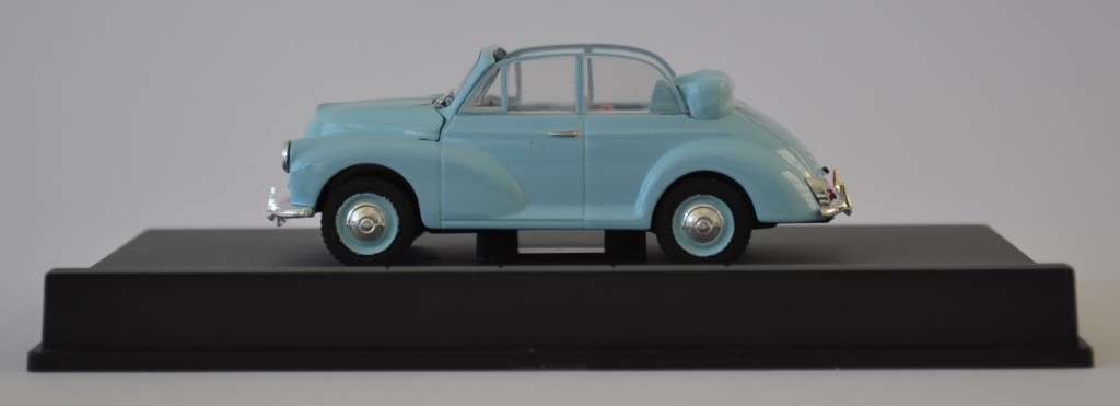 James Bond 007 Morris Minor - Thunderball Model Car Scale 1:43 as per photo