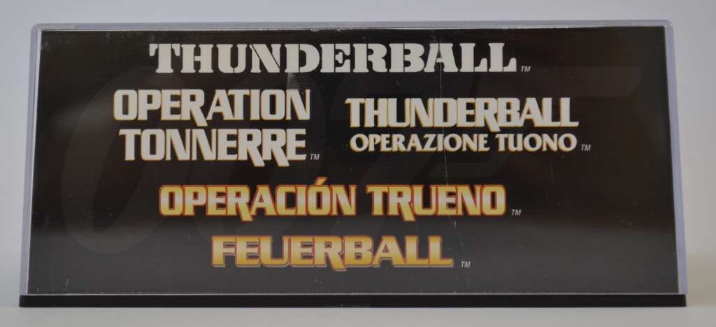 James Bond 007 Morris Minor - Thunderball Model Car Scale 1:43 as per photo