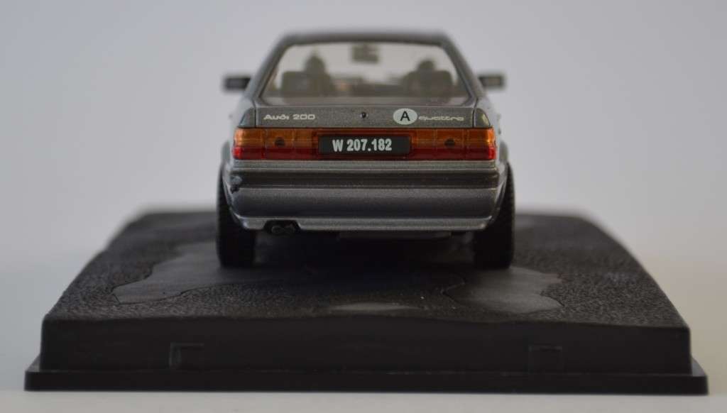 James Bond 007 Audi 200 Quatro - The Living Daylights Model Car Scale 1:43 as per photo
