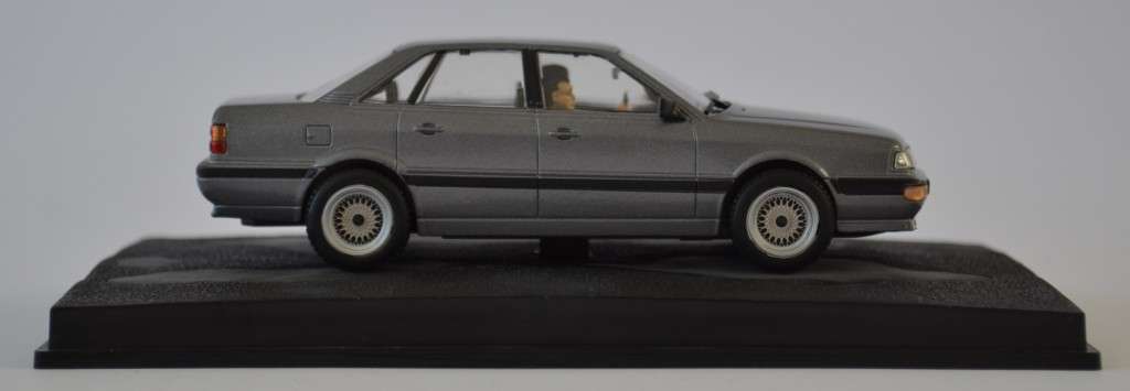James Bond 007 Audi 200 Quatro - The Living Daylights Model Car Scale 1:43 as per photo