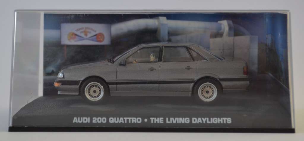 James Bond 007 Audi 200 Quatro - The Living Daylights Model Car Scale 1:43 as per photo