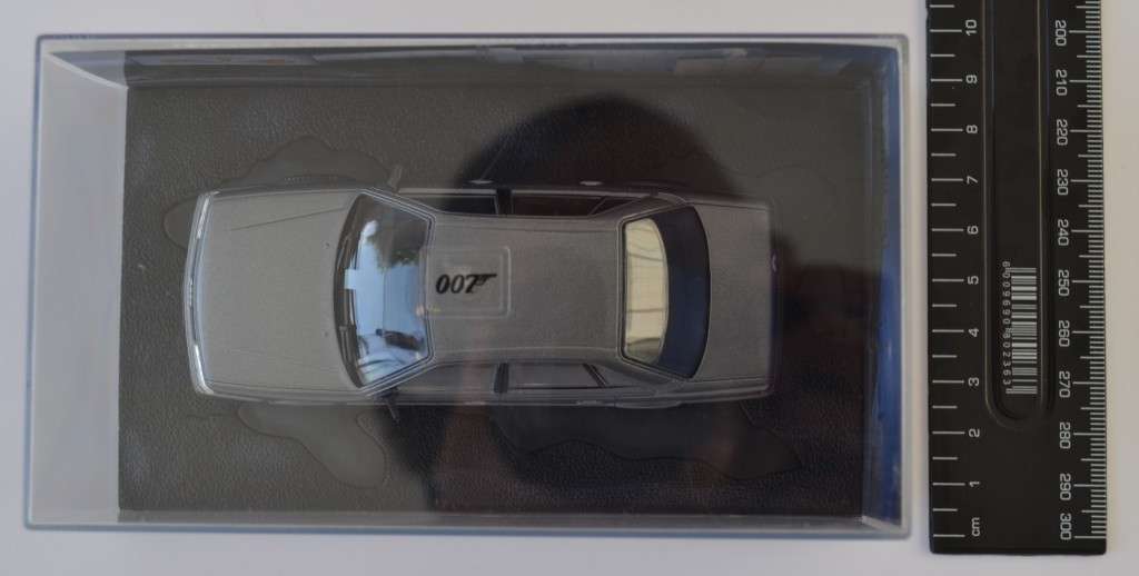 James Bond 007 Audi 200 Quatro - The Living Daylights Model Car Scale 1:43 as per photo