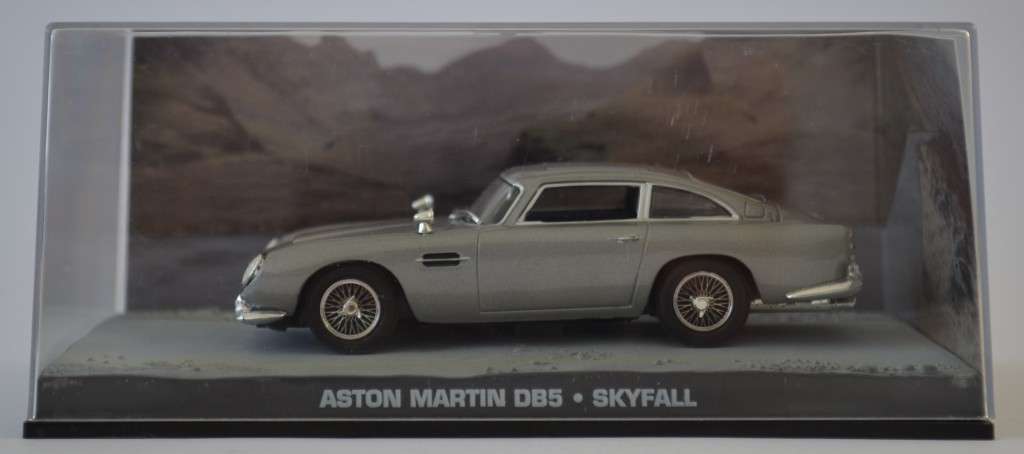 James Bond 007 Aston Martin DB5 - Skyfall Model Car Scale 1:43 as per photo