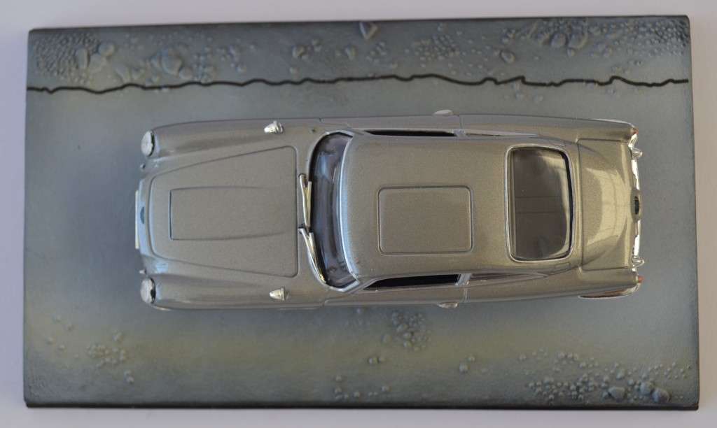 James Bond 007 Aston Martin DB5 - Skyfall Model Car Scale 1:43 as per photo