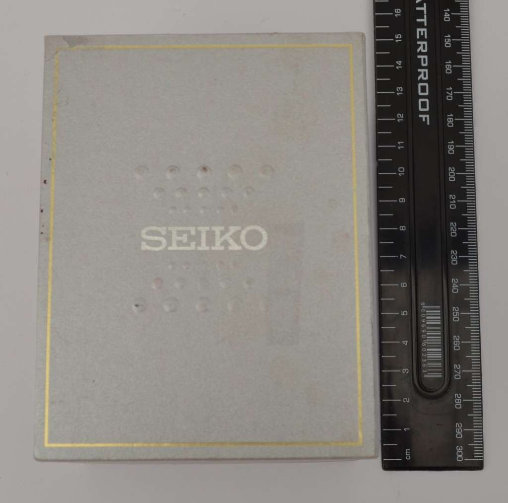 Seiko Chronograph Titanium Watch 100m in box - working as per photo