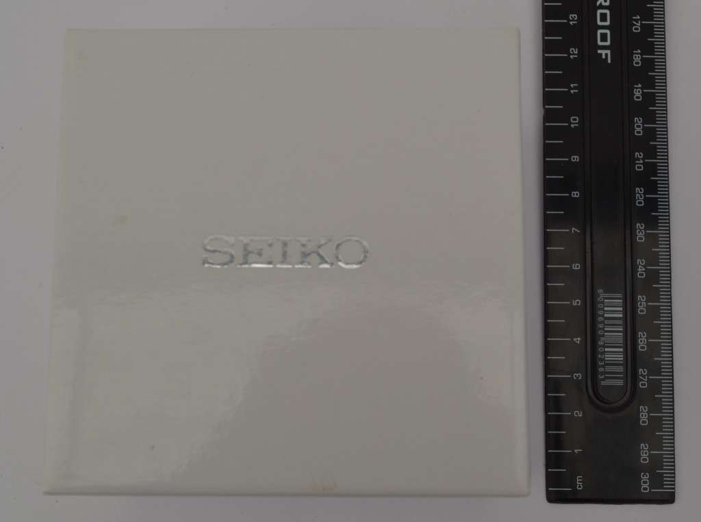 Seiko Chronograph Solar Watch in box - working as per photo