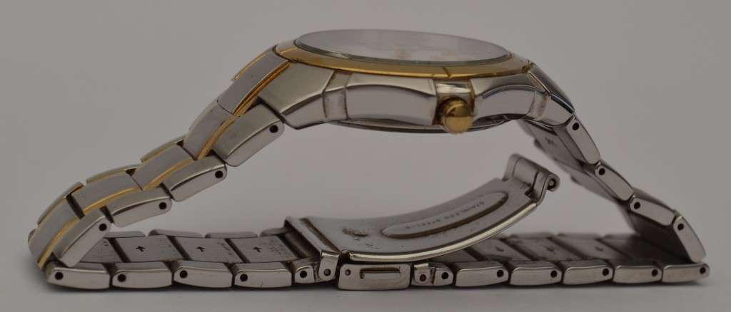 Seiko Chronograph Solar 2-tone Watch 100m in box - working as per photo