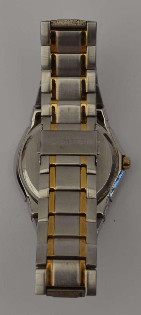 Seiko Chronograph Solar 2-tone Watch 100m in box - working as per photo