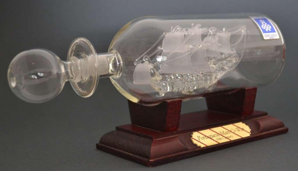 16th Century Mayflower Glass  Portugese Man-O-War Ship in Bottle as per photo