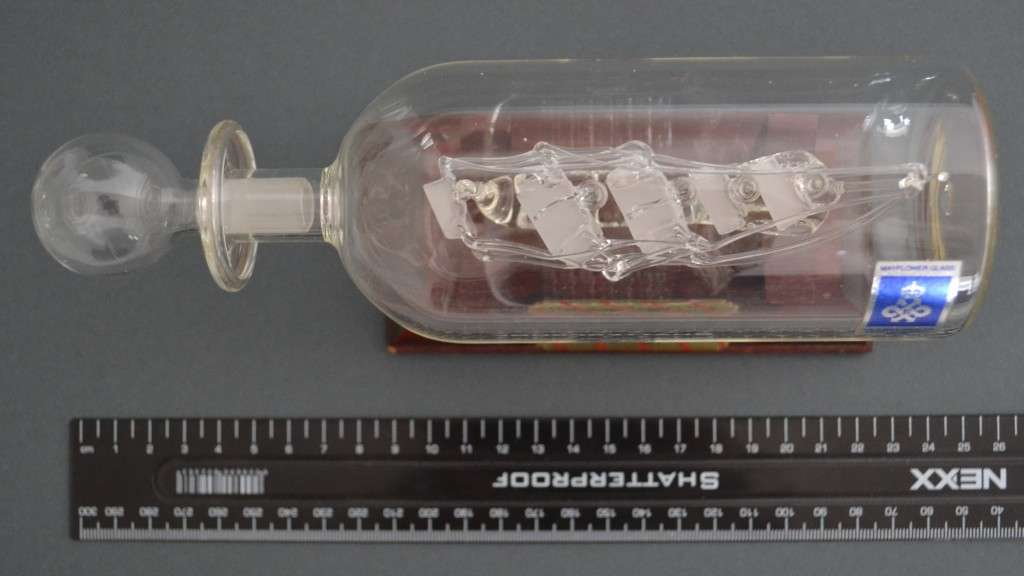 16th Century Mayflower Glass  Portugese Man-O-War Ship in Bottle as per photo