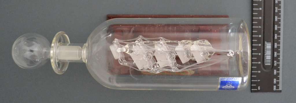 16th Century Mayflower Glass  Portugese Man-O-War Ship in Bottle as per photo