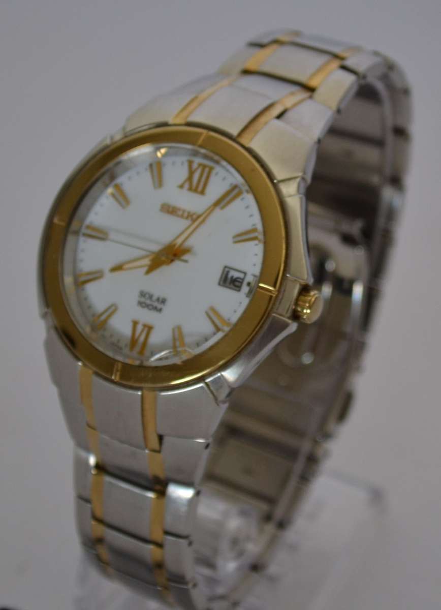 Seiko Chronograph Solar 2-tone Watch 100m in box - working as per photo