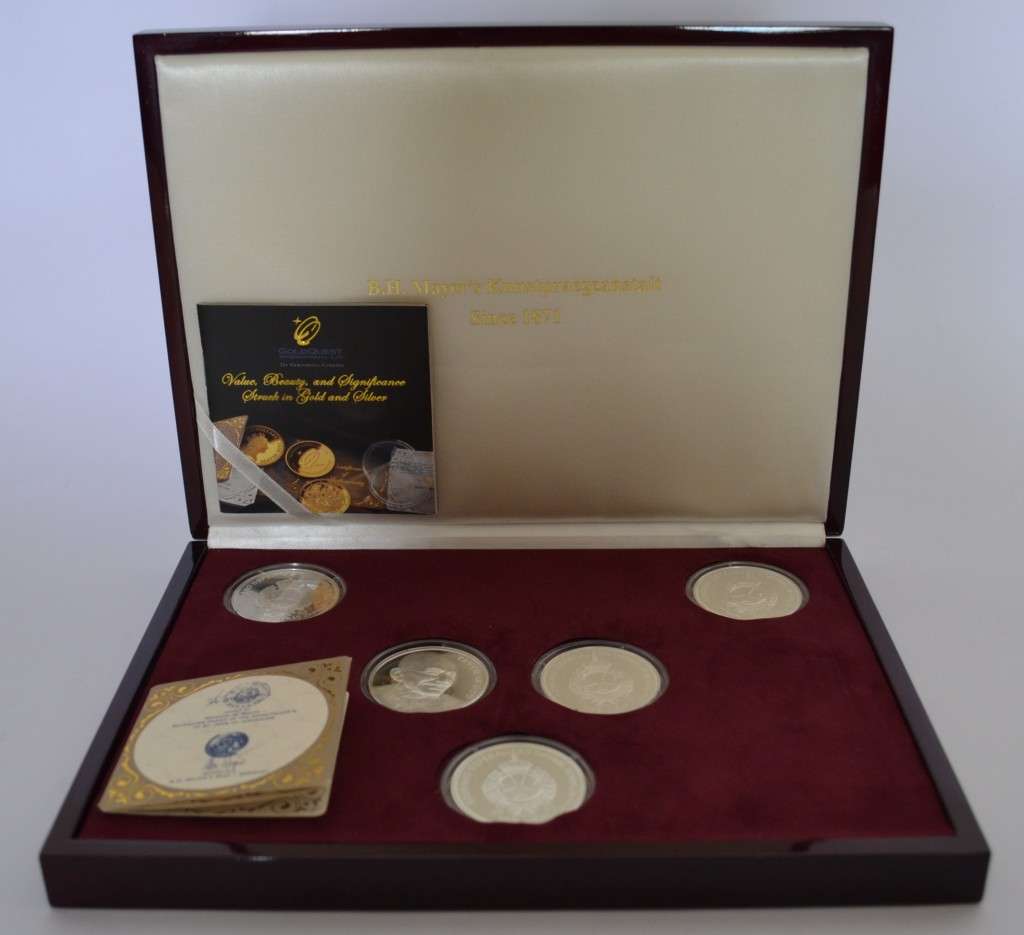 Champions for Peace Coin Set  5 x 1 oz (999) silver coins as per photo