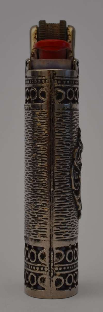 Vintage lighter, working as per photo