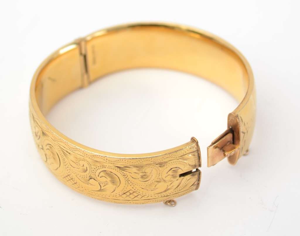 Vintage 9k Metal Core Bangle weight 41g as per photo