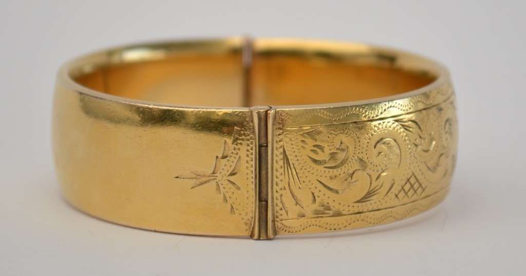 Vintage 9k Metal Core Bangle weight 41g as per photo