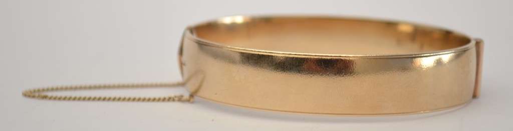 Vintage 9k Metal Core Bangle weight 34g as per photo