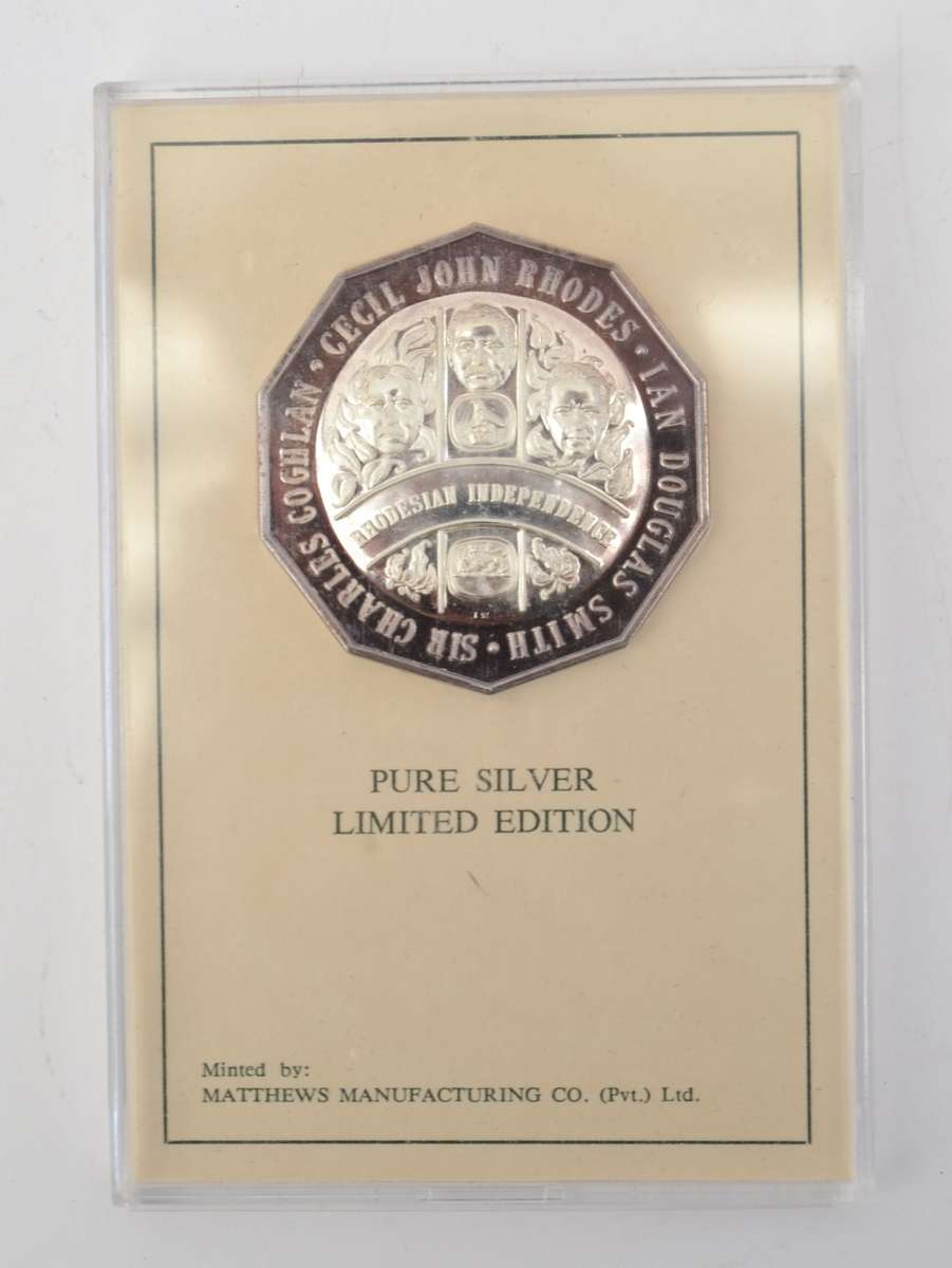 1975 Rhodesian Independence 10th anniversary  Pure Silver Medallion - limited edition as per photo