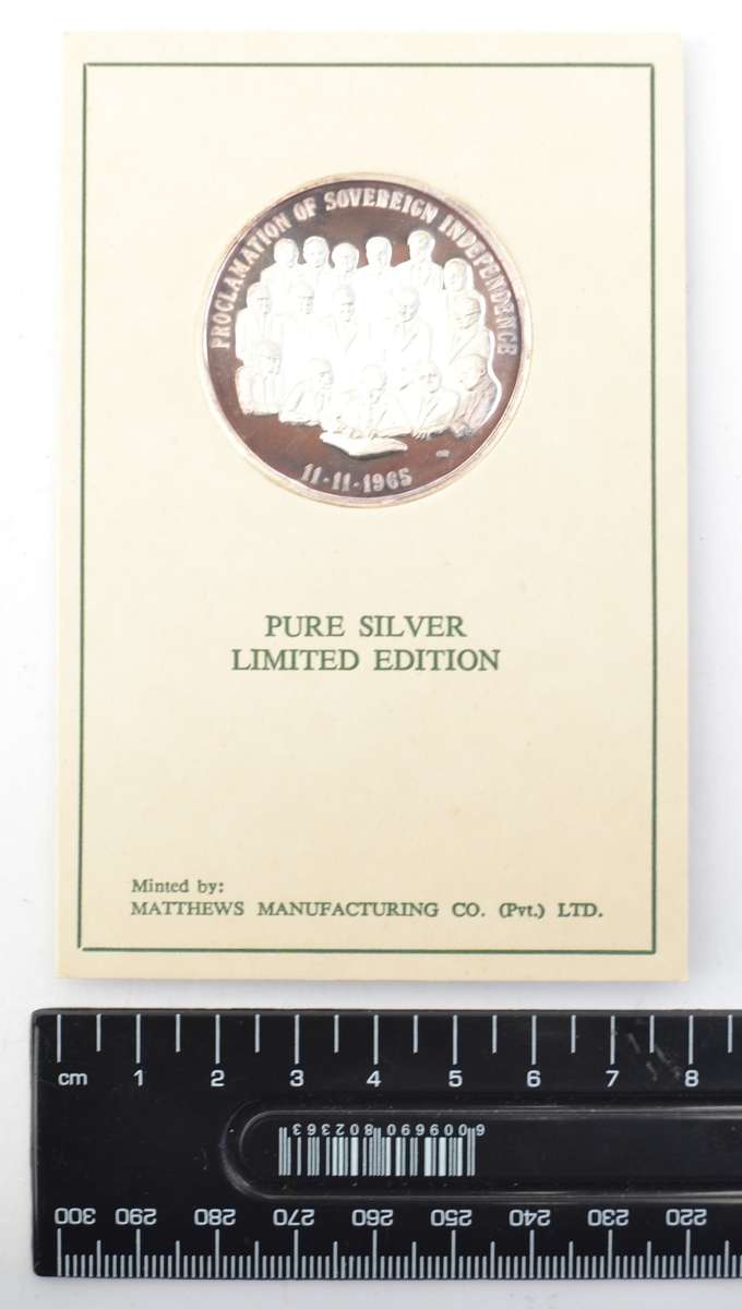 Rhodesian History Medallion Fine Silver weight 42g as per photo