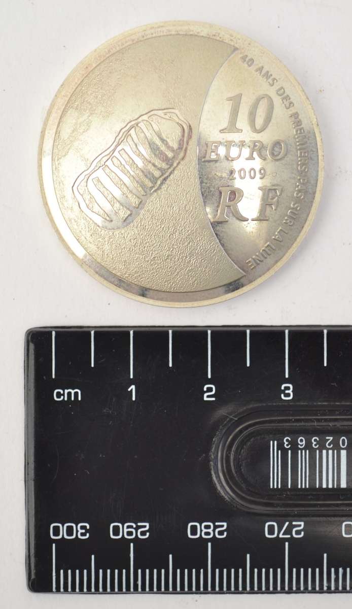 First Steps on the Moon 10 Euro Silver Medallion weight 23g as per photo