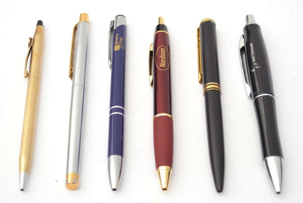 Lot of 6 assorted pens as per photo