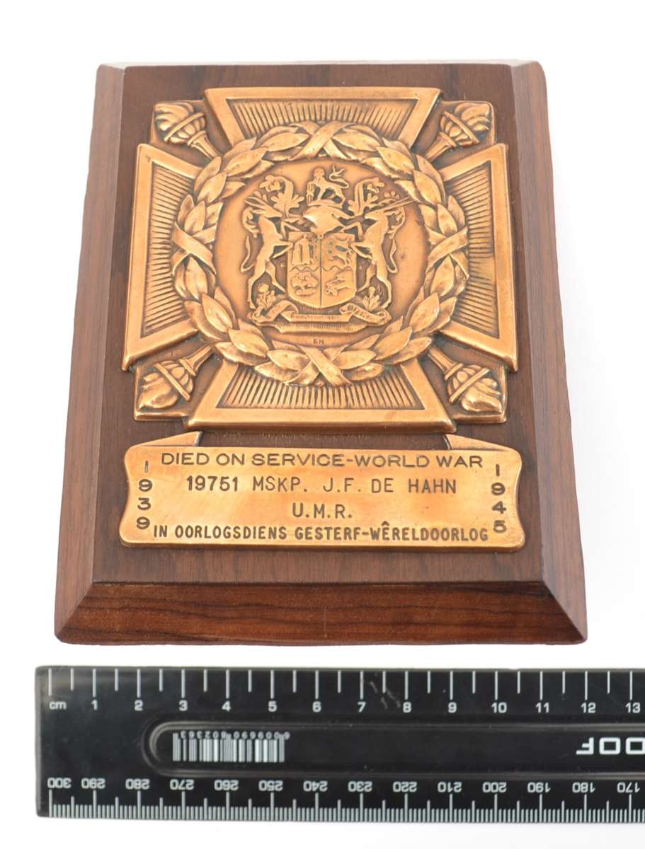 Rare WWII Memorial Plague as per photo