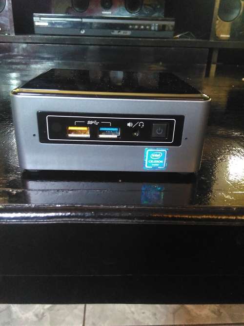 Intel NUC6CAY Mini PC