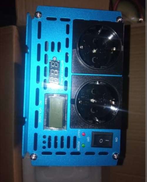 12V 4000W Pure sine wave inverter