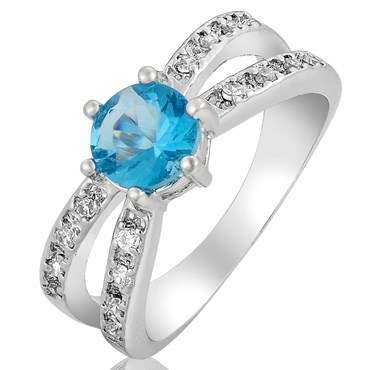 **CLASSIC WHITE GOLD ROUND CUT AQUAMARINE RING**