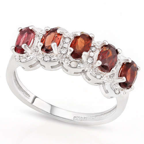 **STUNNING 1.35 CARAT  OVAL CUT GENUINE GARNET SOLID SILVER RING**