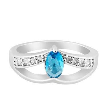**STUNNING WHITE GOLD OVAL CUT AQUAMARINE RING**