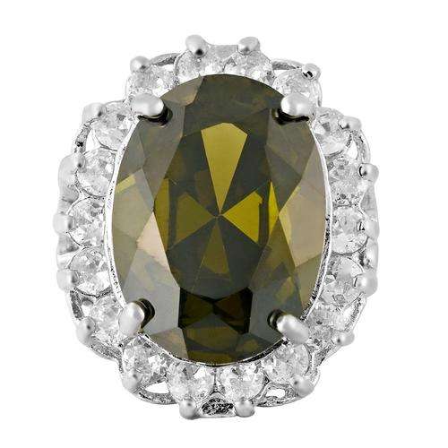 **STUNNING WHITE GOLD OVAL CUT PERIDOT RING**
