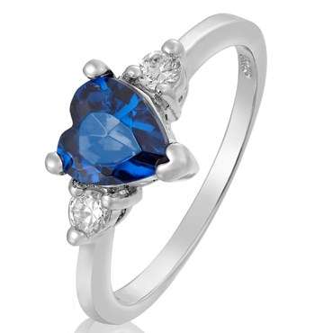 **CLASSIC WHITE GOLD HEART CUT BLUE SAPPHIRE RING**