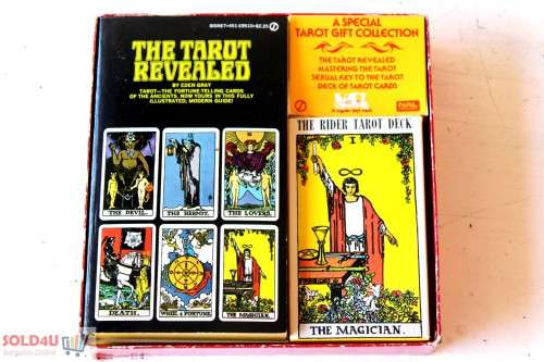 A Special Tarot Gift Collection: ( Boxed gift set, 3 books, deck with instruction booklet )