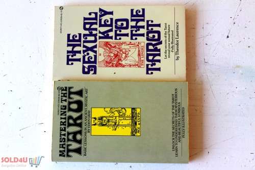 A Special Tarot Gift Collection: ( Boxed gift set, 3 books, deck with instruction booklet )