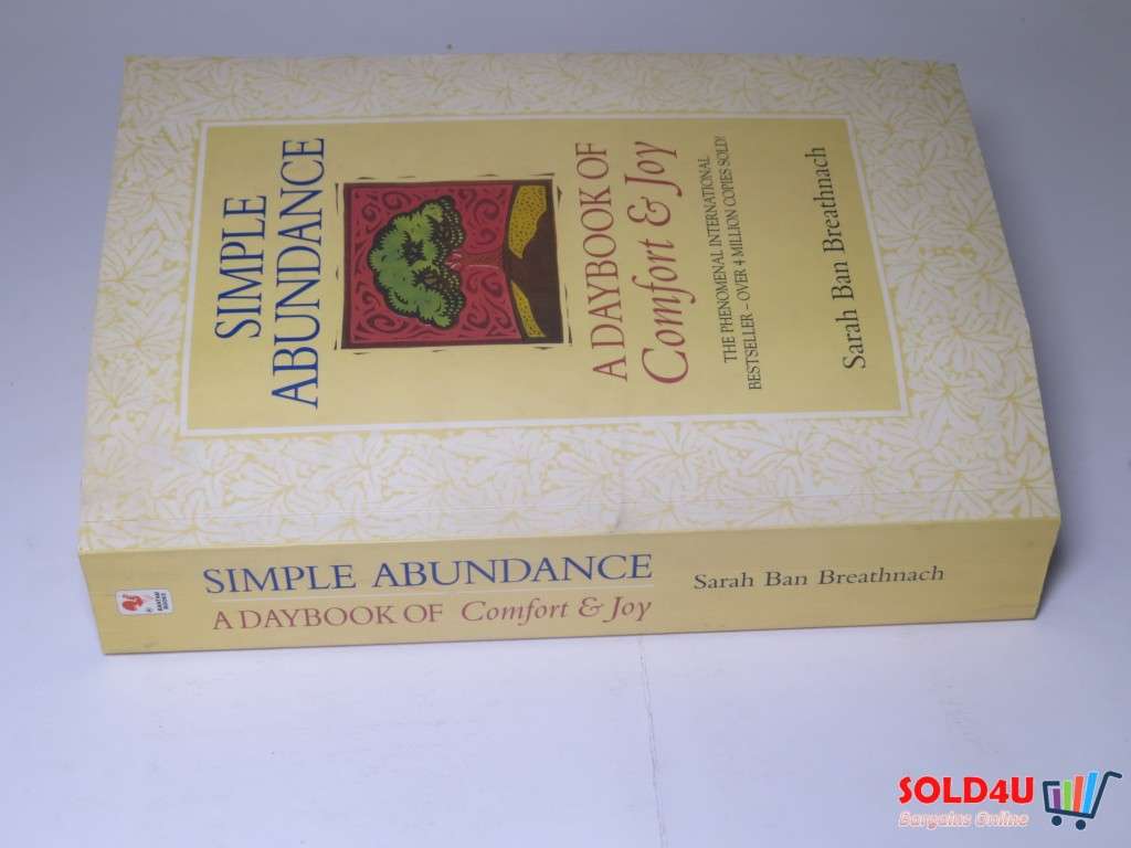 Simple Abundance: A Daybook of Comfort and Joy -  Sarah Ban Breathnach