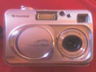 @R1 late entry !FUGIFILM FinePix A210 3.2Mega Pixel 3X optical zoom DIGITAL CAMERA