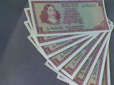 LATE ENTRY  X8 A/UNC R1 NOTES SEQUENCE (B386) 964323-30*TW DE JONGH