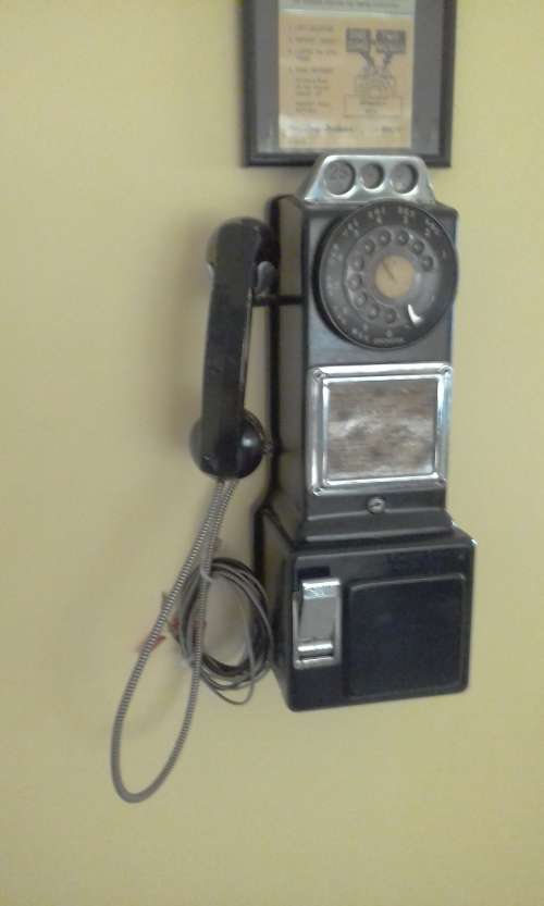Vintage - Telephone Original wall mounted coin operated automatic electric 3 slot payphone - USA