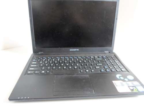 GIGABYTE P15 V7 NVIDIA GTX950M
