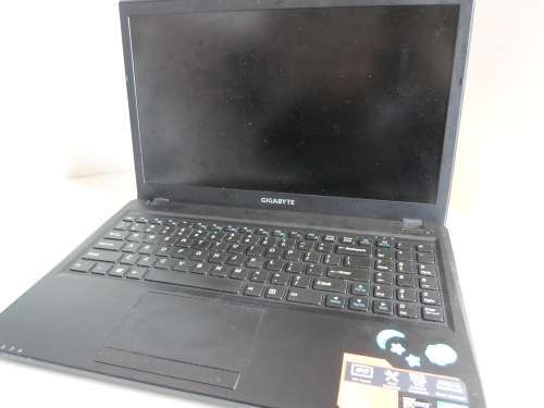 GIGABYTE P15 V7 NVIDIA GTX950M