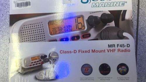 Marine VHF MR F45-D