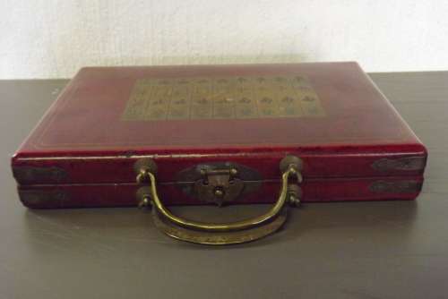 MAHJONG SET - VINTAGE BONE AND BAMBOO - SINGAPORE RULES